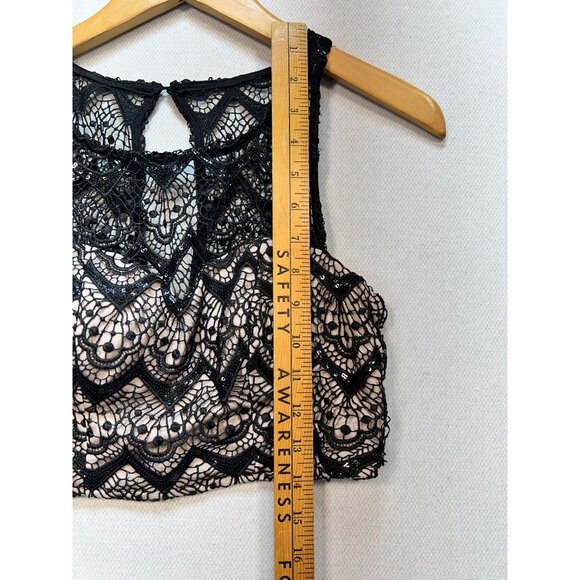 Sequin Hearts Women's Crop Lace Tank Top Summer Size 1 Black Back Zip Sleeveless - Picture 7 of 8
